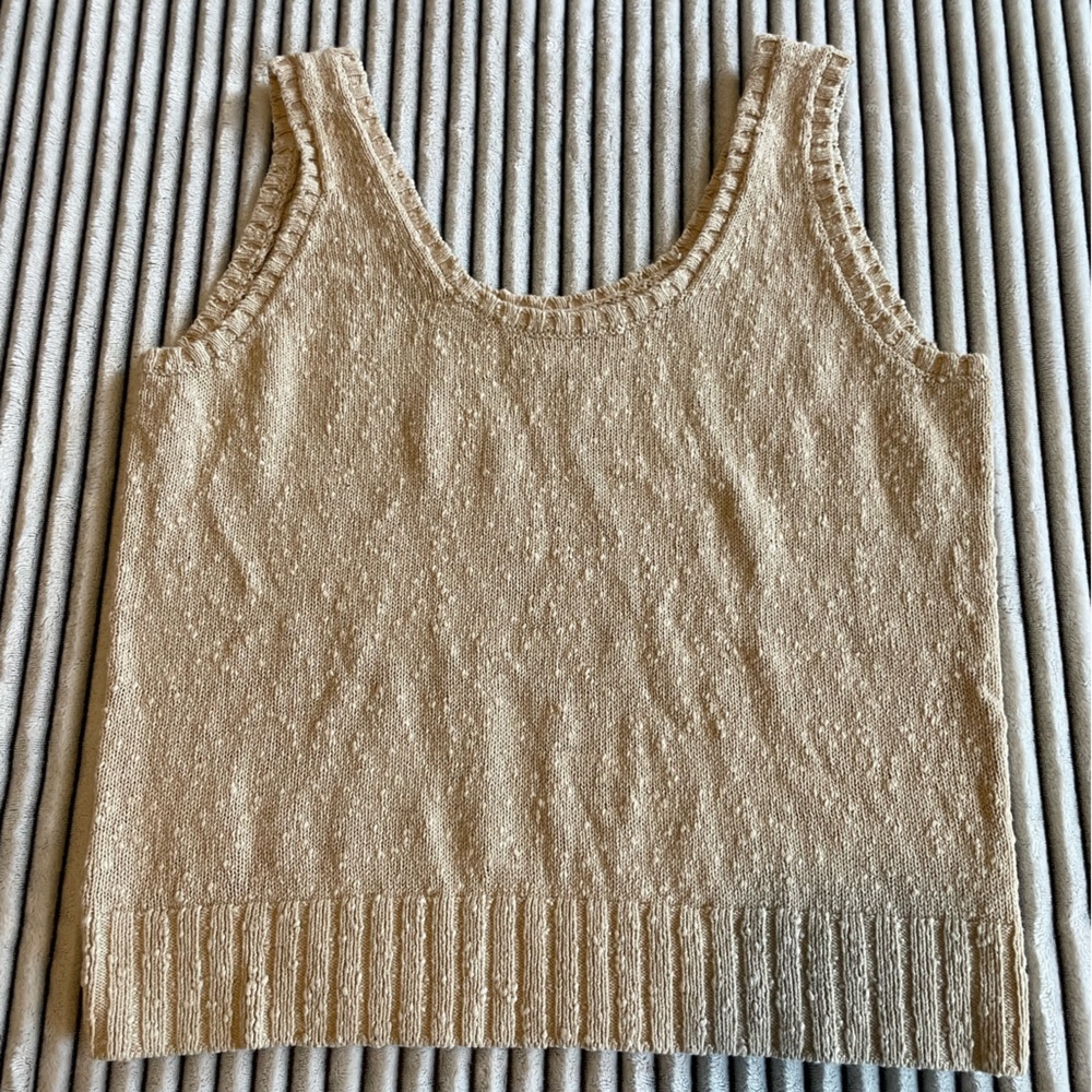 LOFT Knitted tank top (beige) size small